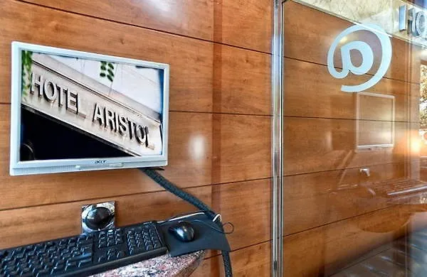 Hotel Aristol - Sagrada Familia Barcelona 3*,  Spain